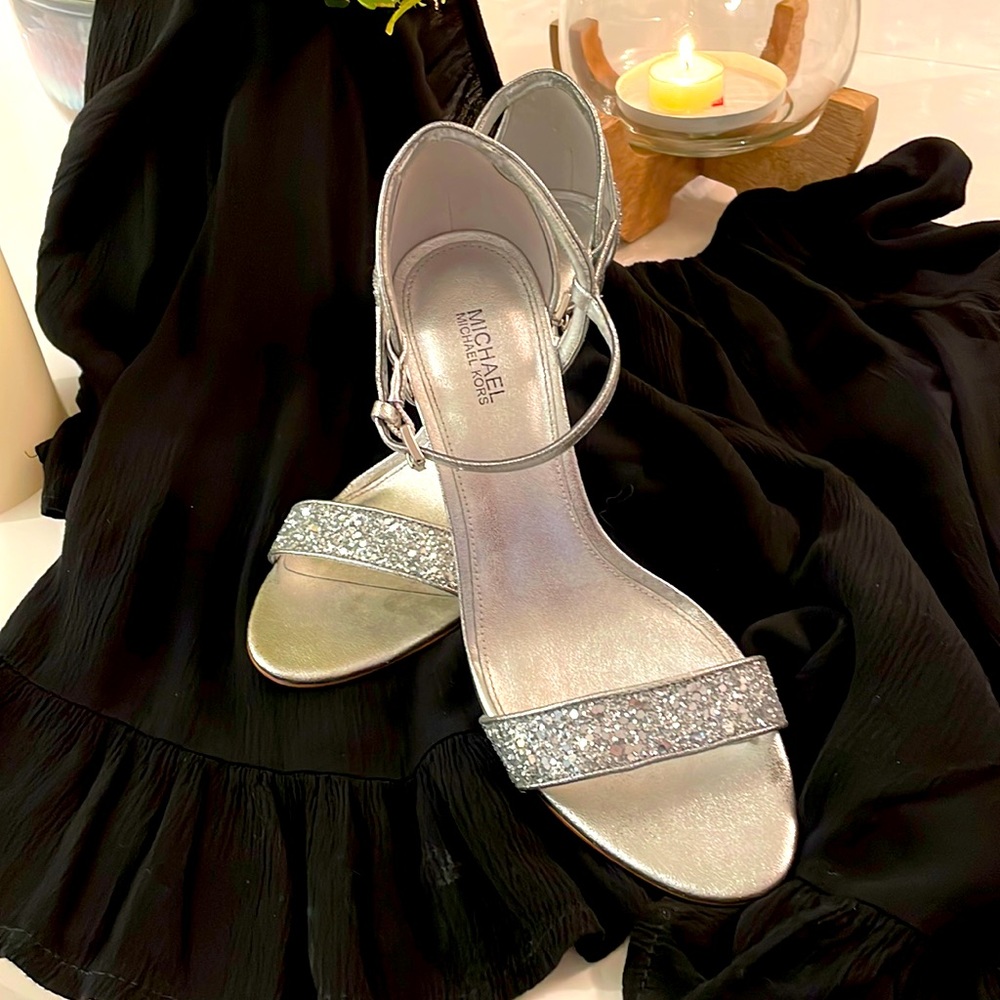 Metallic leather heels